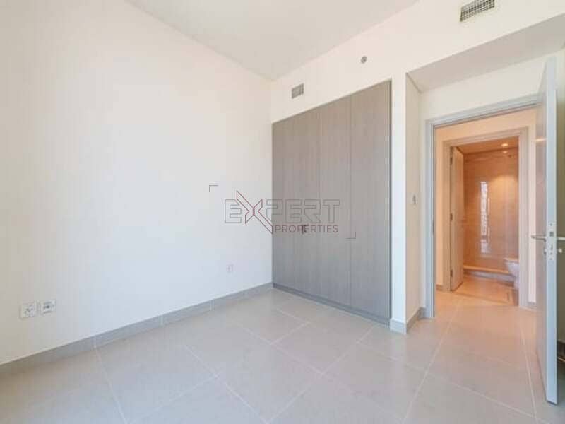 12 Image 12