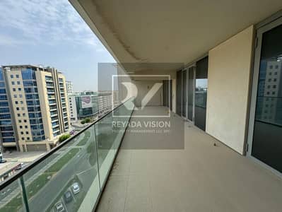 4 Bedroom Flat for Rent in Al Raha Beach, Abu Dhabi - WhatsApp Image 2026-06-17 at 12.52. 43 PM (1). jpeg 4 Bedroom Flat for Rent in Al Raha Beach, Abu Dhabi - WhatsApp Image 2026-06-17 at 12.52. 43 PM (1). jpeg