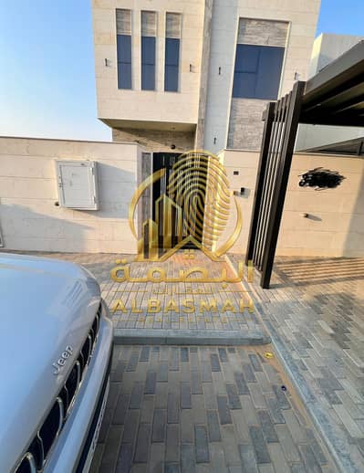 Villa de 5 chambres à à vendre à Al Zubair, Sharjah - a231a6dd-9e09-491a-b18c-ffd2266575c5. jpg Villa de 5 chambres à à vendre à Al Zubair, Sharjah - a231a6dd-9e09-491a-b18c-ffd2266575c5. jpg