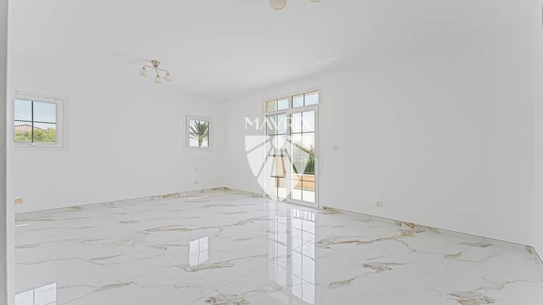 12 Image 12