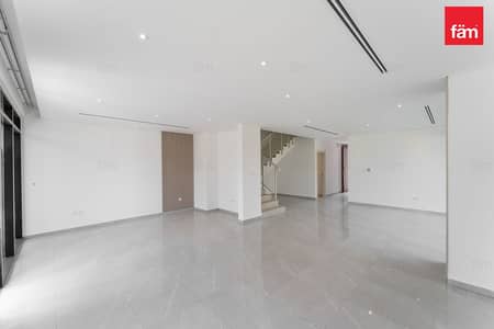 4 Bedroom Townhouse for Sale in DAMAC Hills, Dubai - Vacant Villa I Spacious Corner Plot I Best Deal 4 Bedroom Townhouse for Sale in DAMAC Hills, Dubai - Vacant Villa I Spacious Corner Plot I Best Deal