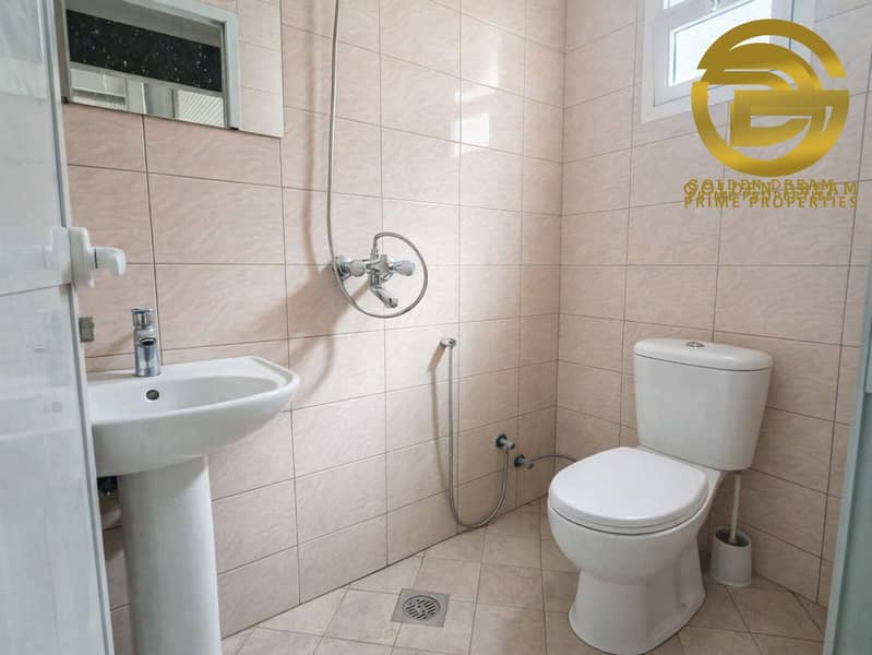 9 Clean bathroom edit. JPG