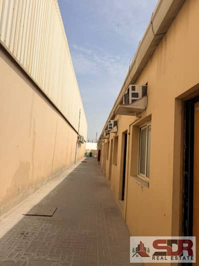 Labour Camp de à à louer à Al Sajaa Industrial, Sharjah - d98ad899-e0b2-4fb9-b839-961551b13a62. jpg Labour Camp de à à louer à Al Sajaa Industrial, Sharjah - d98ad899-e0b2-4fb9-b839-961551b13a62. jpg