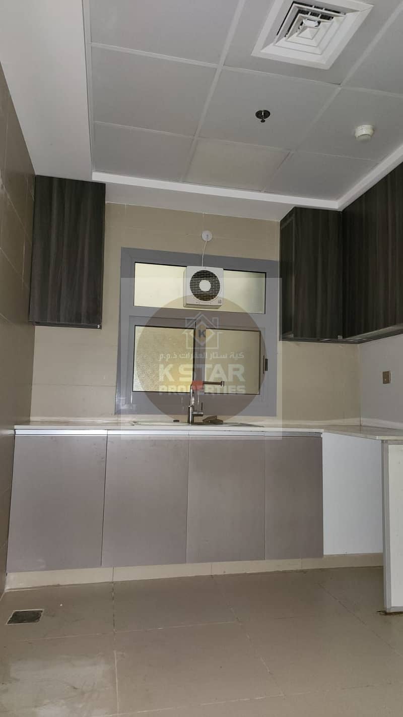 12 1dca58a2-dd76-43ab-8daa-8538eed24aa7. jpg