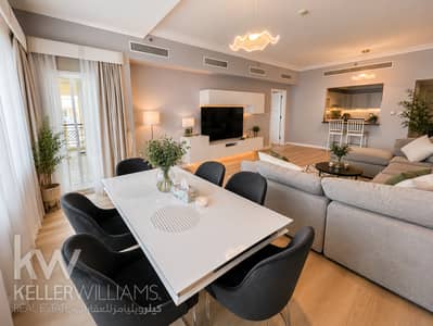 2 Bedroom Flat for Sale in Palm Jumeirah, Dubai - Maid's Room | Upgraded | Furnished