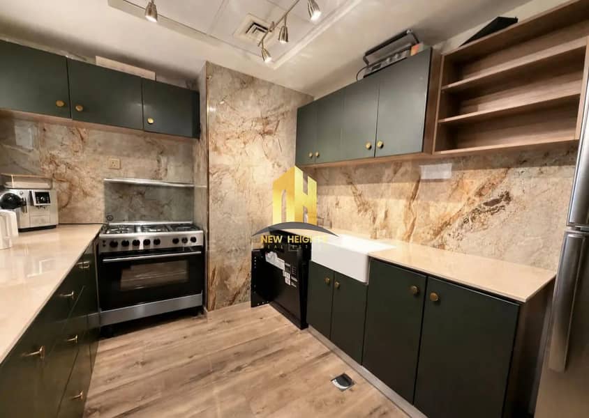 3 KITCHEN. jpeg