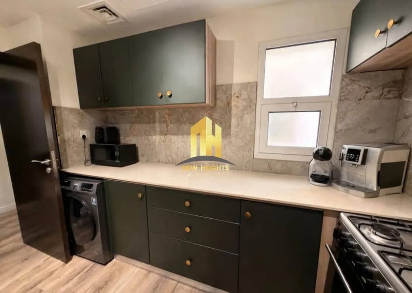 4 KITCHEN 2. jpeg