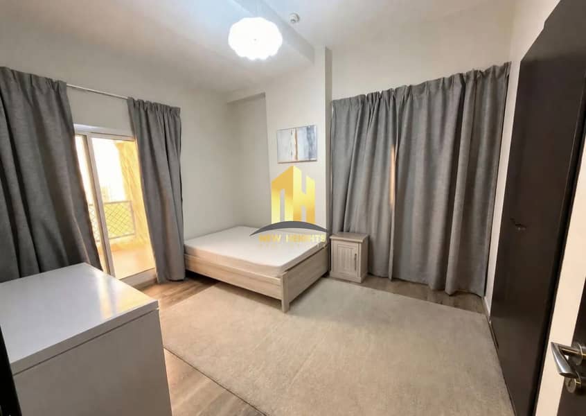6 ROOM 5. jpeg