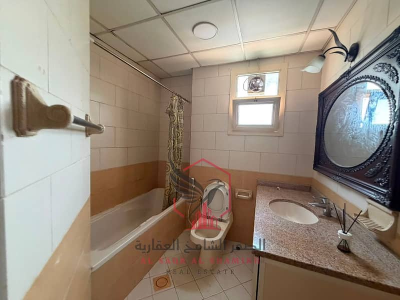 16 bade4e41-f2ab-46b9-a26d-b2225e9cf3a8. jpg