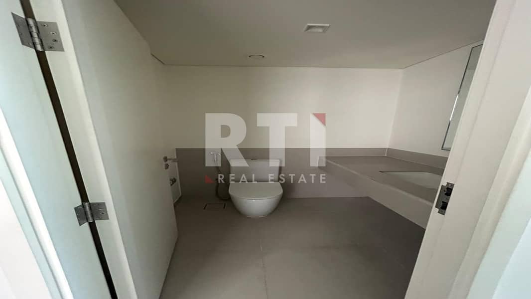 13 Image 13