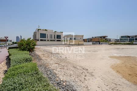 Plot for Sale in Al Wasl, Dubai - Prime Residential Plot | Burj and Skyline Views