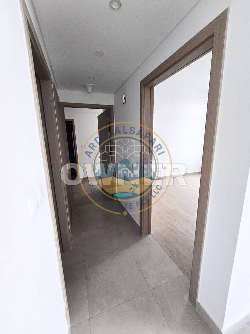 10 1e345ab4-5fb5-4903-aebb-ea3d78f277e1. jpg