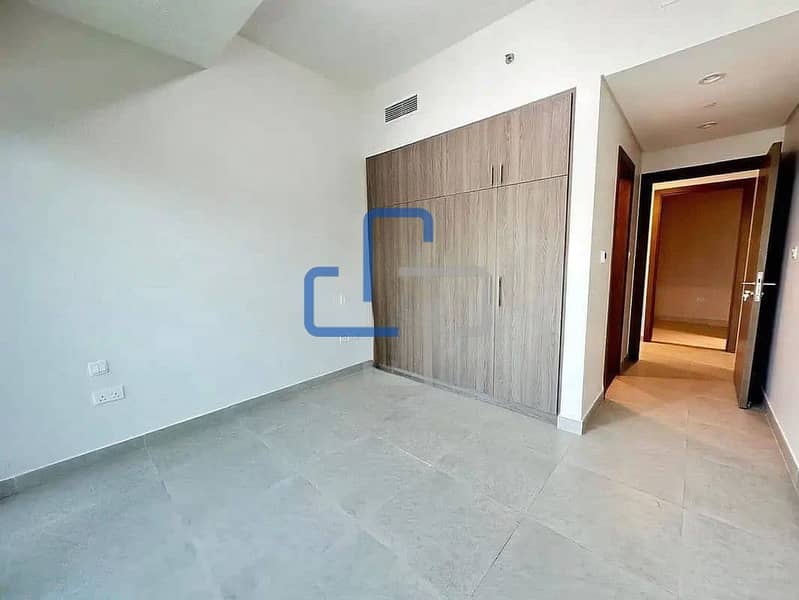 7 Interior 11. png
