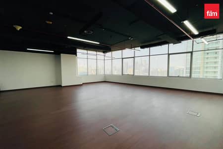 Office para en Alquiler en Jumeirah Lake Towers (JLT), Dubai - Oficina en Jumeirah Lake Towers (JLT)，Mazaya Business Avenue，Mazaya Business Avenue BB-2, 100000 AED - 16356522