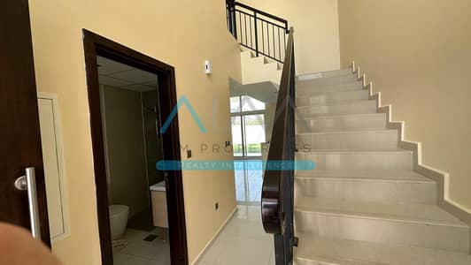 4 Bedroom Villa for Rent in DAMAC Hills 2 (Akoya by DAMAC), Dubai - 181a44f0-520d-4005-a438-bca5269b8122. jpg