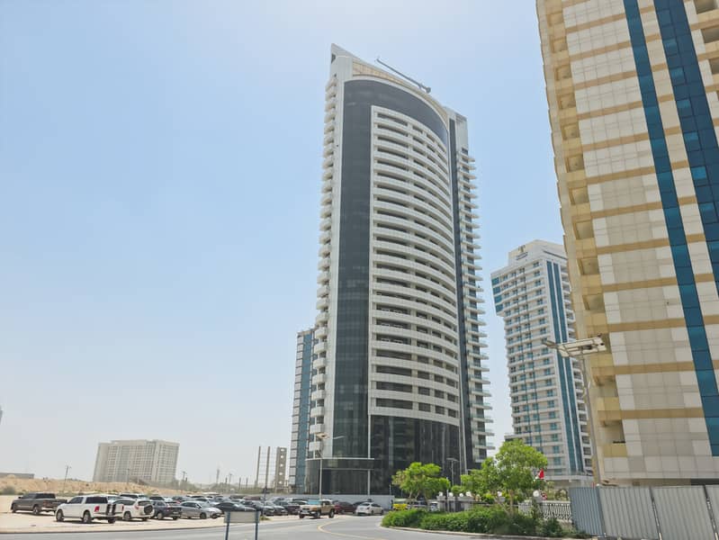 2 Regus_DUBAI, Sports City _UAE_Centre 3408_Building Exterior. jpg