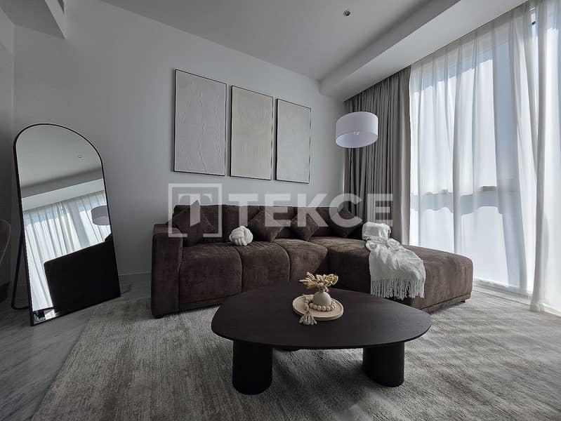 2 livingroom-1. jpeg