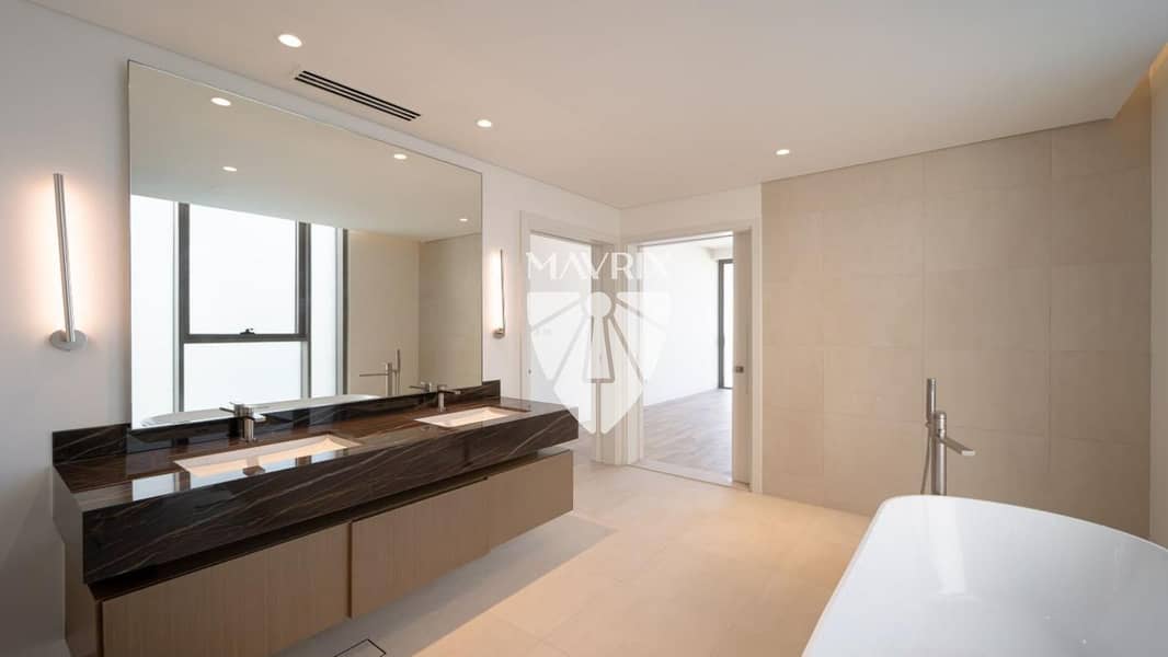 8 Image 8