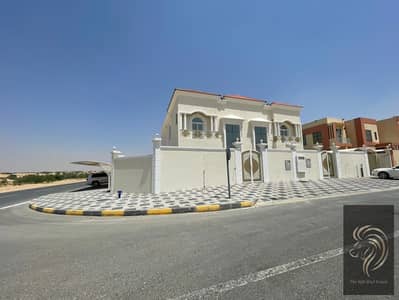 6 Bedroom Villa for Rent in Hoshi, Sharjah - 2a4a787b-8c29-4da7-9396-ad92951783d2. jpg 6 Bedroom Villa for Rent in Hoshi, Sharjah - 2a4a787b-8c29-4da7-9396-ad92951783d2. jpg