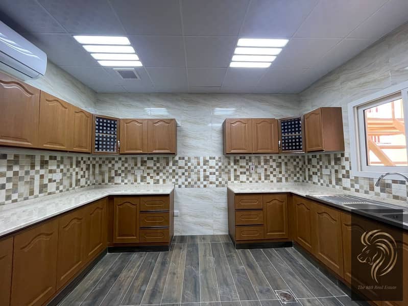 17 8afac967-2ec9-4361-95ce-8a514e5cc953. jpg