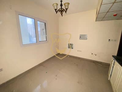 Studio de  à à louer à Al Qulayaah, Sharjah - IMG_0916. jpg