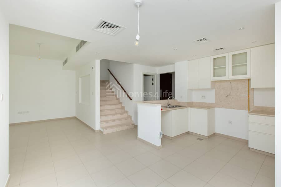 Таунхаус в Таун Сквер,Сафи Таунхаусы, 3 cпальни, 2800000 AED - 16360019 Таунхаус в Таун Сквер,Сафи Таунхаусы, 3 cпальни, 2800000 AED - 16360019