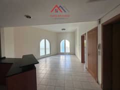 Next to Metro 1 Bedroom Apartment | Mogul Building 224 | Open-Plan Layout | Road View