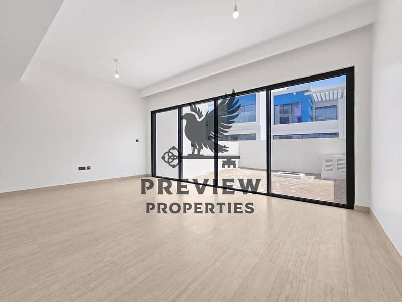 位于大马士革湖住宅,圣托里尼别墅 5 卧室的联排别墅 196000 AED - 15990827 位于大马士革湖住宅,圣托里尼别墅 5 卧室的联排别墅 196000 AED - 15990827