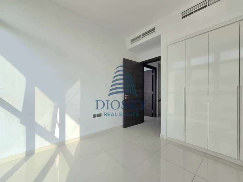 2 Image 2