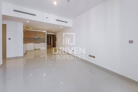 2 Bedroom Apartment for Sale in Dubai Creek Harbour, Dubai - Modern Unit | High Floor | Garden and Sea View