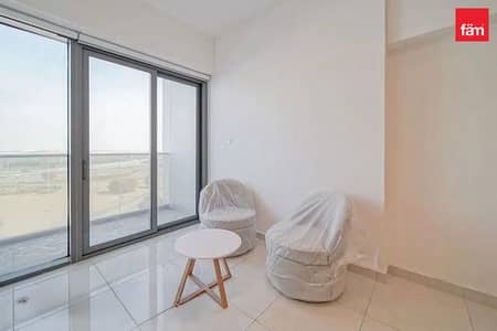 Studio zum zum Verkauf in Dubai Land Residence Complex (DLRC), Dubai - Wohnung in Dubai Land Residence Complex (DLRC)，Blue Waves Tower, 590000 AED - 16360788