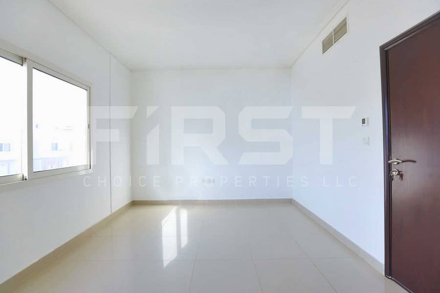 10 Internal Photo of 2 Bedroom Villa in Al Reef Villas Al Reef Abu Dhabi UAE 170.2 sq. m 1832 sq. ft (10). jpg