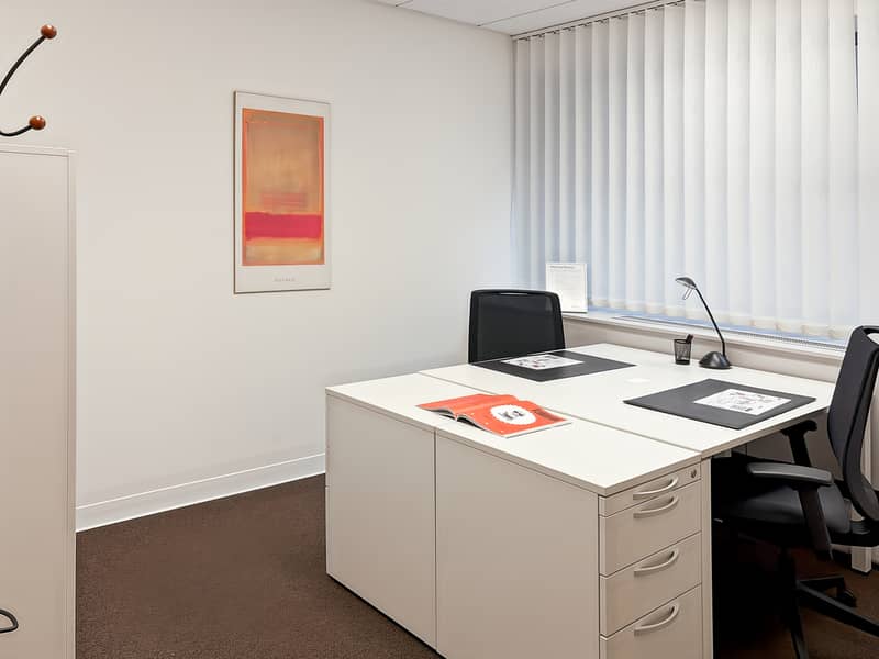 10 Regus_PRAGUE Stock Exchange_Czech Republic_Centre 747_Office 6. jpg