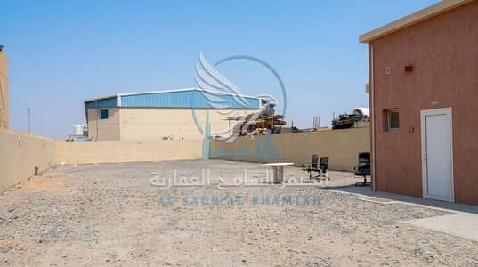 Mixed Use Land for Rent in Al Sajaa Industrial, Sharjah - حوطة في الصجعة  7000 قدم (3). jpeg