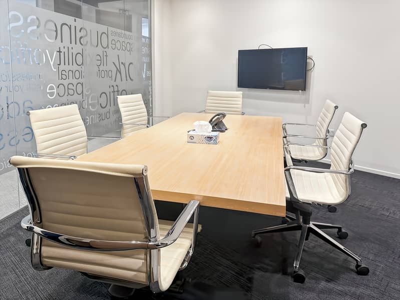 6 Regus_DUBAI, JAFZA One _UAE_Centre 3444_Meeting Room. jpg