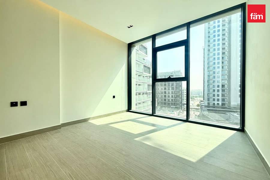 Brand New | Vacant | Below Op | Corner Unit Brand New | Vacant | Below Op | Corner Unit