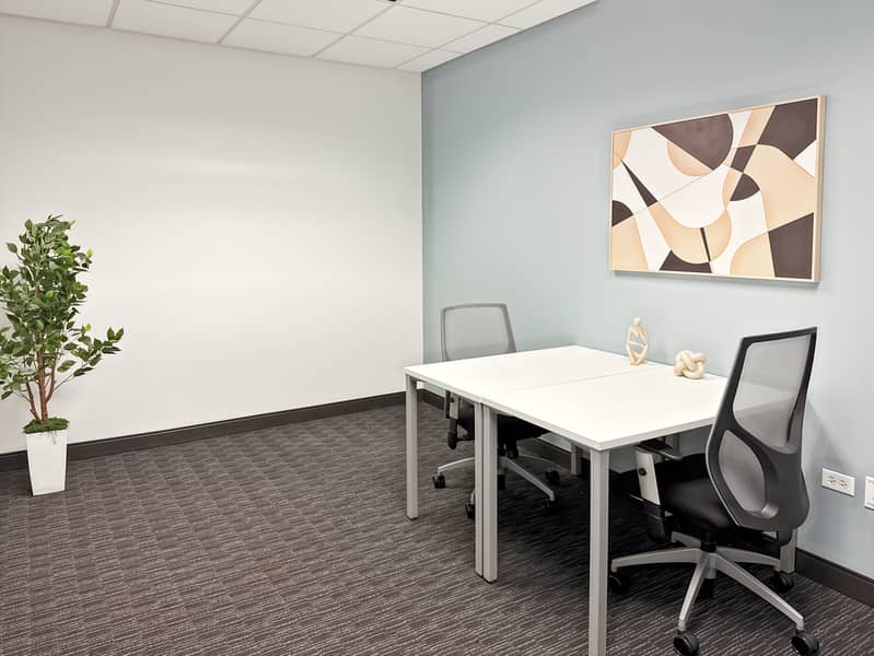 10 Regus_IL, Chicago - 111 W. Jackson_USA_Centre 2183_Office 4. jpg