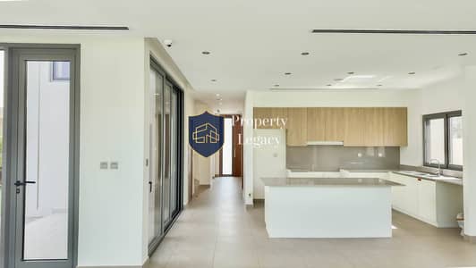 4 Bedroom Villa for Sale in Dubai Hills Estate, Dubai - 4 BR + Maids | Close to Amenities | 2 Living Rooms
