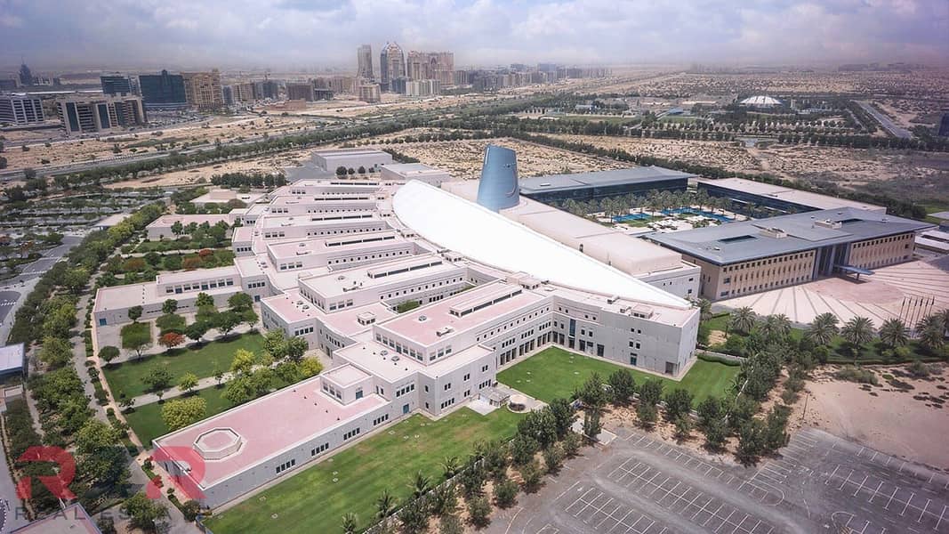 4 academic-city07. jpg