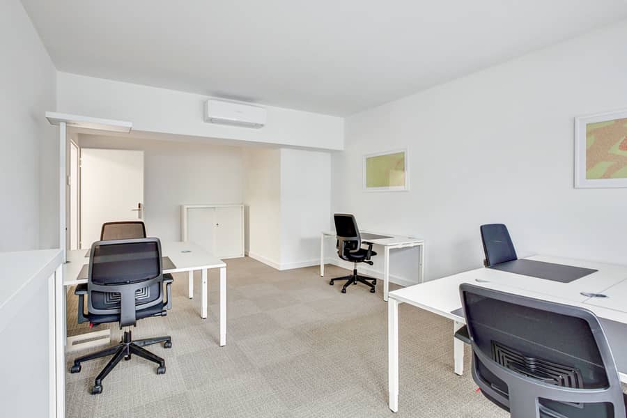10 RegusBismarckstrasseMönchenglabach_Germany_centre 4743_Office 3. . jpg