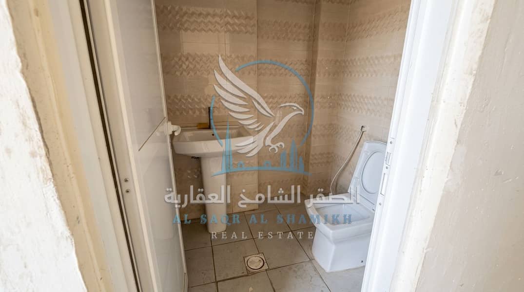 8 مستودع الصناعيه 4 - 5000قدم - 260 الف _b (5). jpeg
