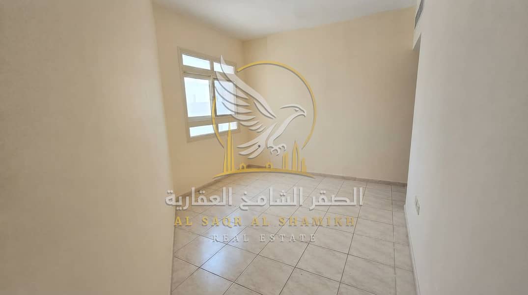 6 Enhancing_real_estate_photograph…_202609011326. jpeg