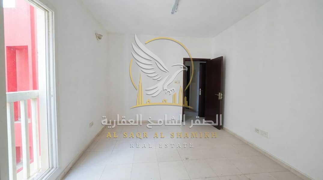 7 Enhancing_real_estate_photograph_202608301537. jpeg