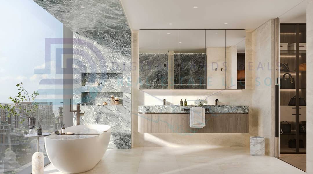 8 CITYWALK CRESTLANE 1 INT 5BR BT 01. jpg