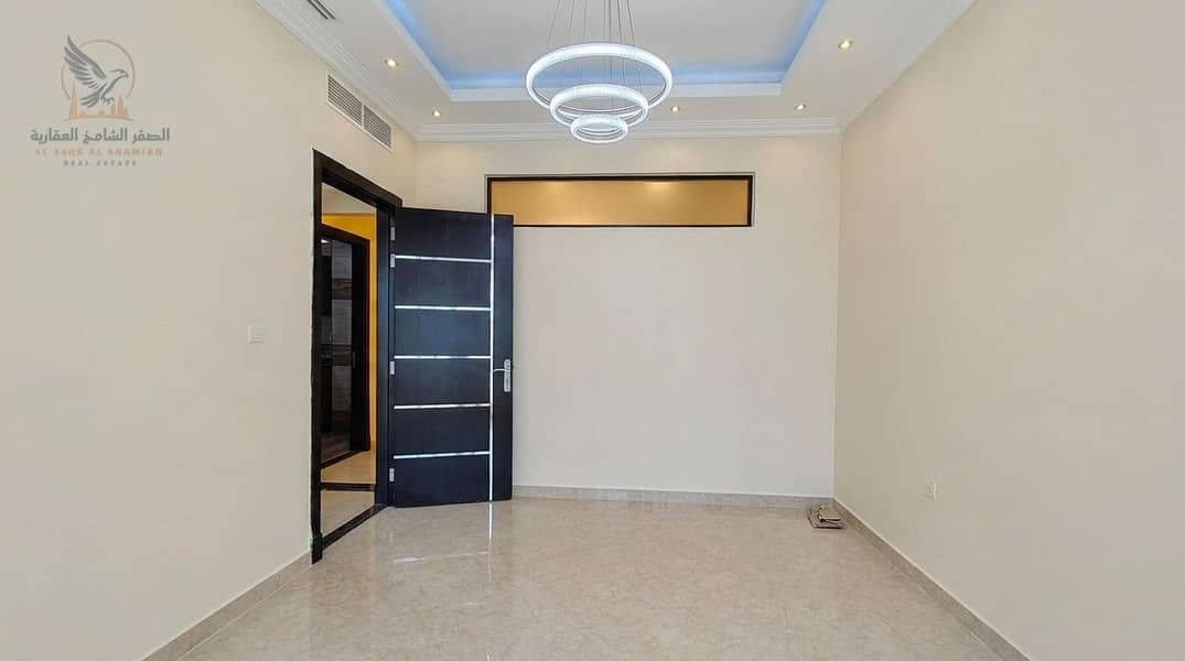 10 Real_estate_photo_editing_instru…_202608191953. jpeg