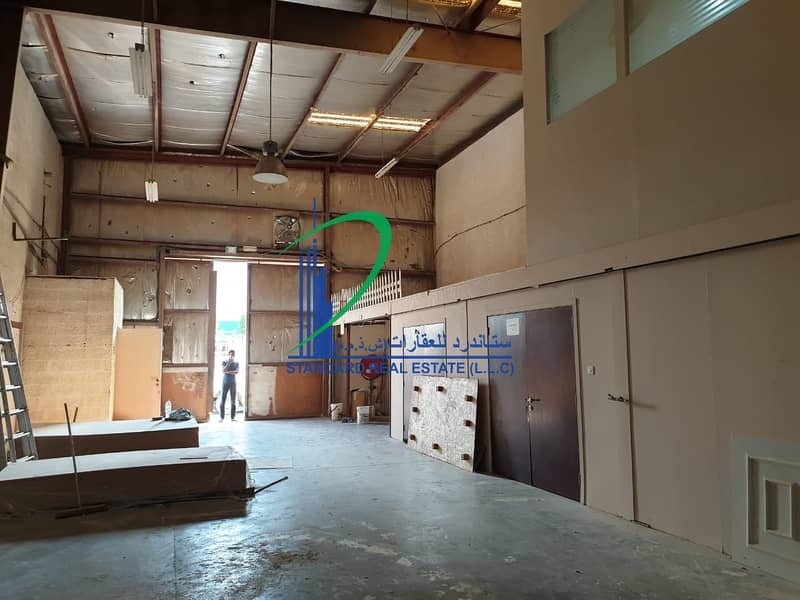 Warehouse in Al Qusais Industrial Area Near  to Quick Registration