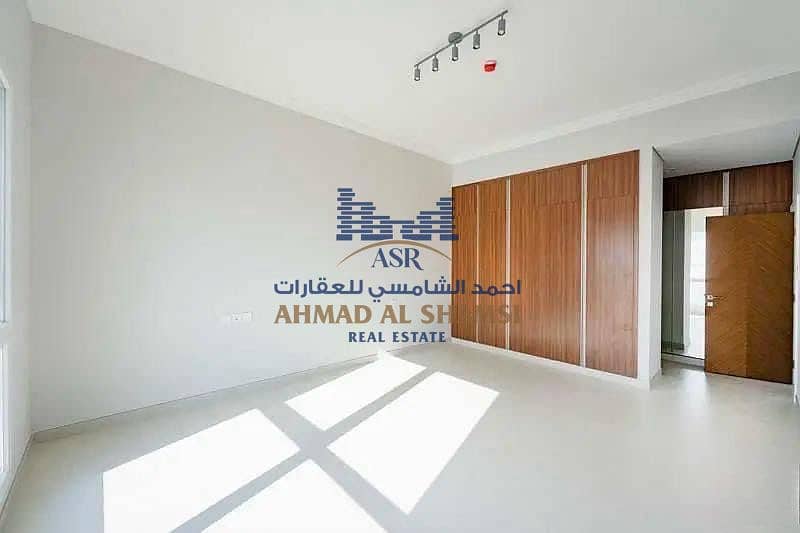 15 25ceda9d-600a-413a-a927-6e9ccbe20d2a. jpg
