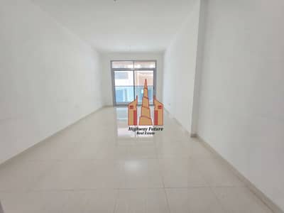 2 habitaciones Apartamento para en Alquiler en Muwaileh Commercial, Sharjah - 216212. jpg