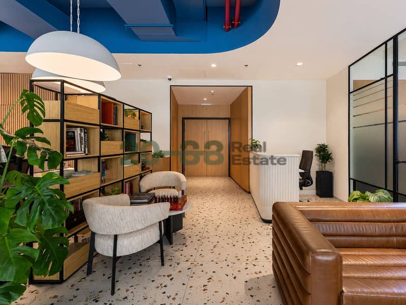 7 Office1. jpg