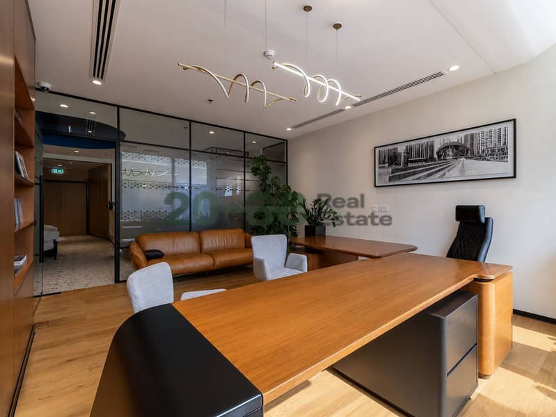 17 Office15. jpg